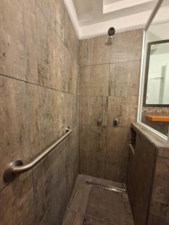Casa Avelina Suite 104 Cocina,AC, Baño privado - 5