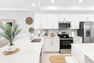 Condo In Calusa Golf & Country Club Tee Time - 1