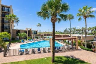 Sea Vista Beachfront 3BR - Heated Pool - 1