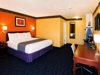 Country Inn Sterling - 2