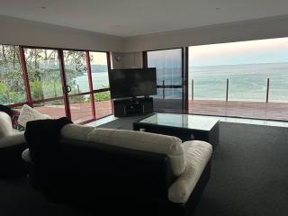 Cliffside Retreat Tairua - 5