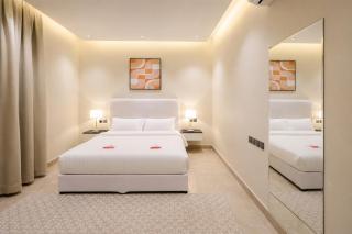 Luxury 3BR Apartment in Al Yasmin Maid Room - 1