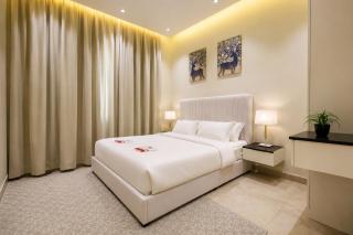 Luxury 3BR Apartment in Al Yasmin Maid Room - 8