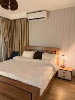 The Lumière at Harmonia Residence Fifth Floor Stylish 1 Bed Flat - 5