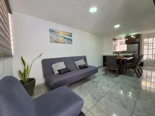 Apartment in secure PV 2 bedrooms with AC, garage, for 5 people - 6