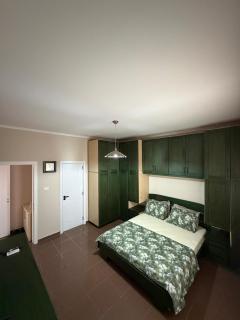 The SunSet Studio Pazari i Ri Parking Available - 6