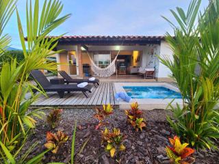 Casa Campestre en zona exclusiva con Jacuzzi, a 10 min del aeropuerto, 20 min parque del café, WiFi, parqueadero privado, vigilancia 24 hrs y amplias zonas sociales - 4