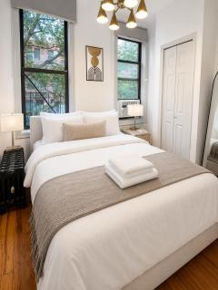 Elegant Upper East Side Studio Retreat Near Central Park and The Met - 0