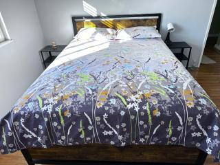 Monthly stay 2 Bedroom Upper floor suite near SFU & Skytrain - 7