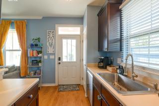 Walk to Beach: Family Home w/ Patio in Galveston - 1