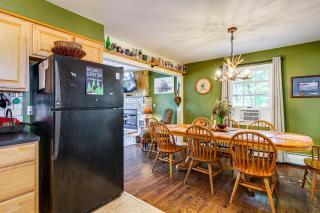 Rustic Adirondacks Home w/ Hot Tub & Lake Access! - 7