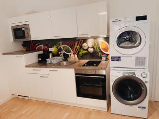 City Center Apartment by the National Museum - 7