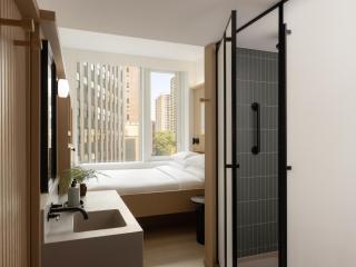 Little Something Hotel NYC - 2