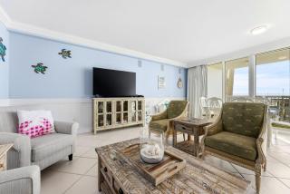 Silver Beach Towers 105E - 8