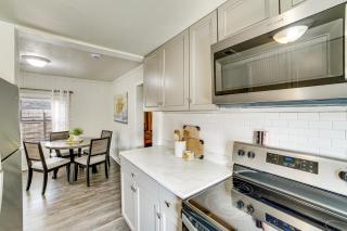Walk to Dtwn Branson: Pet-Friendly Home! - Branson - 2