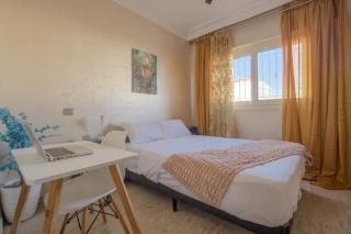 Heart of Casablanca Terrace Apartment - 3