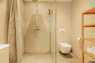 Appartement spacieux à 15 minutes du jet d'eau - 6