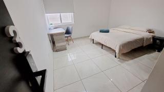 Kittys Guest Budget English House Accomodation Juriquilla Queretaro - 5