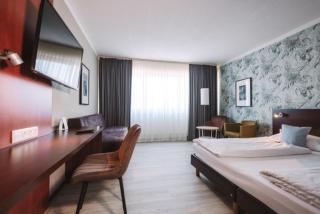 Best Western Hotel Ambassador - 2