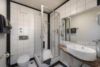 Best Western Hotel Ambassador - 7