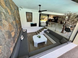 Luxury Villa with Private Pool 4 Bedrooms - 2