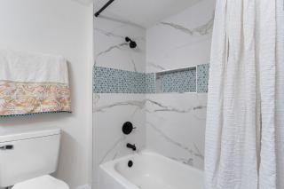 Pet-Friendly Pensacola Escape - Sleeps 10 - 6