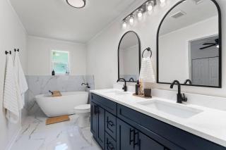 Pet-Friendly Pensacola Escape - Sleeps 10 - 0