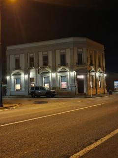 The historical Bank house 4 - 9