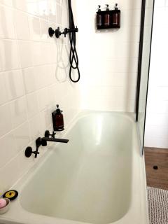 The Bank Guesthouse - Koala Room - 2