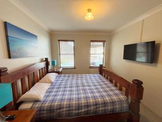 Dunbar Court Unit 7 - Bring your own linen - 3