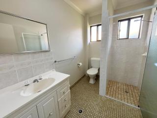 Dunbar Court Unit 7 - Bring your own linen - 1