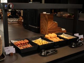 Atour Hotel Xinduxin CapitaMALL Changsha Road, QINGDAO - 5