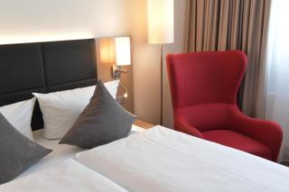 Best Western Queens Hotel Pforzheim-Niefern - 0
