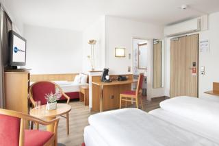 Best Western Queens Hotel Pforzheim-Niefern - 3