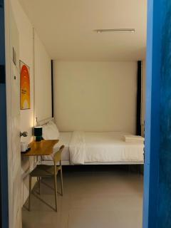 Flow Stay Koh Samet 1F流宿沙美島 Max 2 ppl, private bathroom 5 mins walk to pier and everywhere 雙人房 私人衛浴 碼頭5分鐘 鬧中取靜 - 3