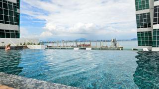 Maritime Seaview Suite By NGN Homestay - George Town - 0