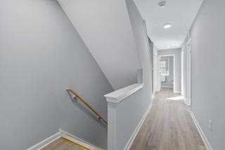 Modern Lux Home-close to downtown Hartford - 9
