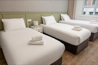 The Abbey Hotel - 6