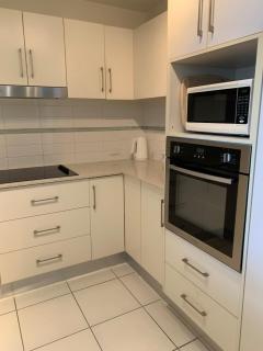 Resort Style Apartment on Gregory - 6