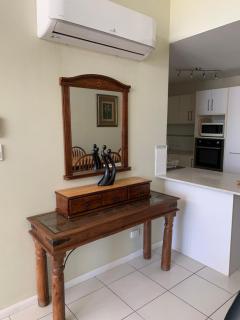 Resort Style Apartment on Gregory - 5