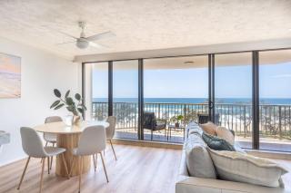 Beachfront Bliss 2 bed 2 bath Stunning Ocean views - 9