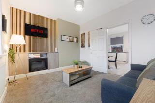 Cosy 2BR Apartment Sleeps 4 by Stay With Us - 5