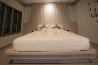 Brand New 2BR Tropical Villa with Pool Rawai - 4
