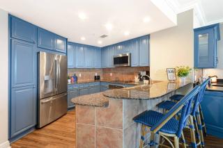 Luxury Gulf-Front 3BR Condo – Pensacola Beach - 7