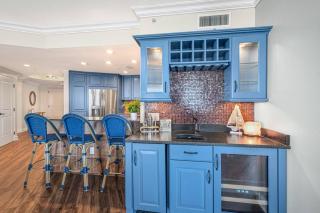 Luxury Gulf-Front 3BR Condo – Pensacola Beach - 4