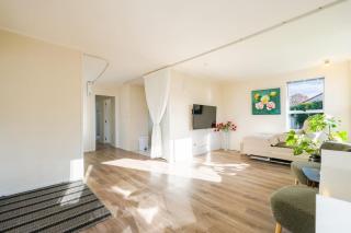 Stunning Two Bedroom House in in Half Moon Bay - 5