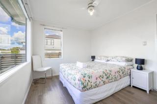 Stunning Two Bedroom House in in Half Moon Bay - 1