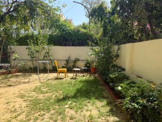 Cozy 4BHK with Private Garden in Saket, near Select CityWalk - 3