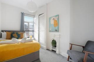 2BR in Brighton Road with WiFi Parking Smart TV - 7