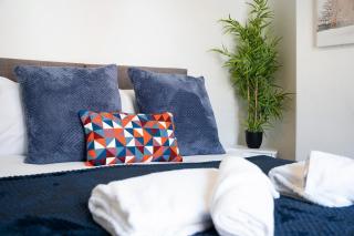 2BR in Brighton Road with WiFi Parking Smart TV - 1